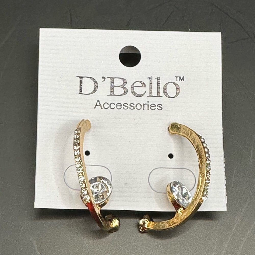 NEW!! D’Bello Gold Tone Earrings